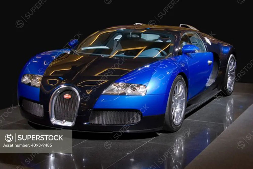 Bugatti Veyron 16.4 2006 blue two-tone