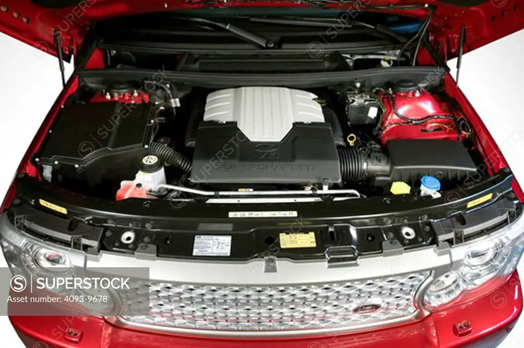 2007 red Range Rover
