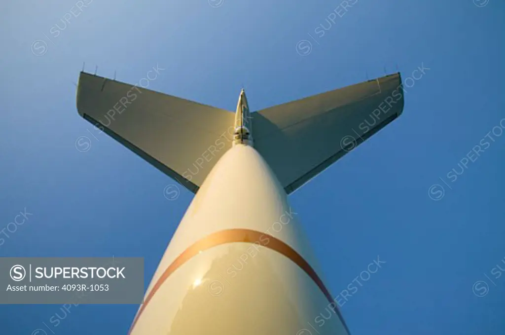 low angle Jets Fixed Wing Aviat Airplanes Bombardier Challenger 601 T-Tail