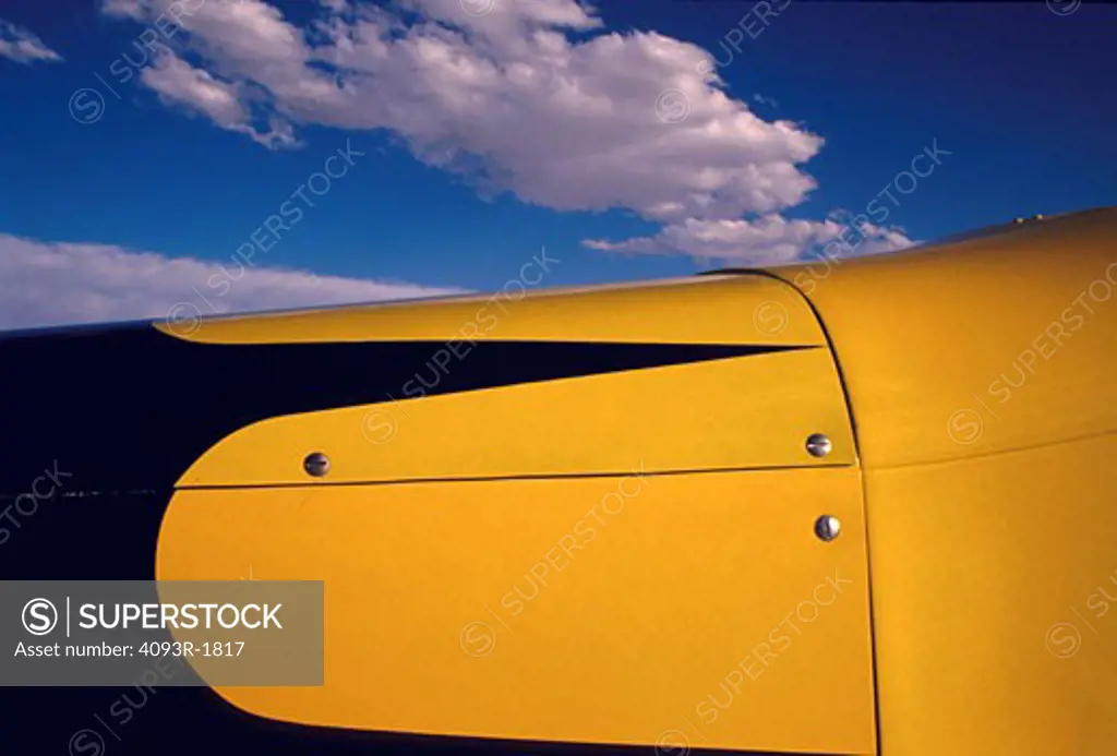 hot rod hood detail yellow side race car