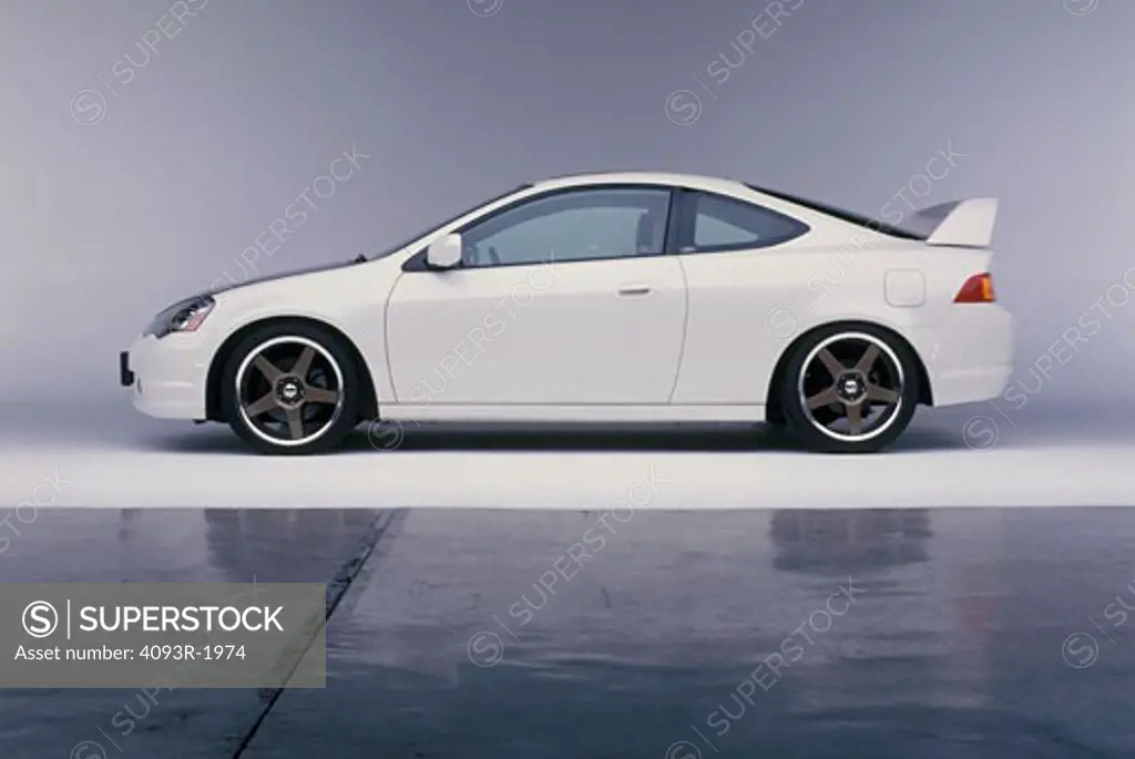 Acura RSX Type-S 2000 white