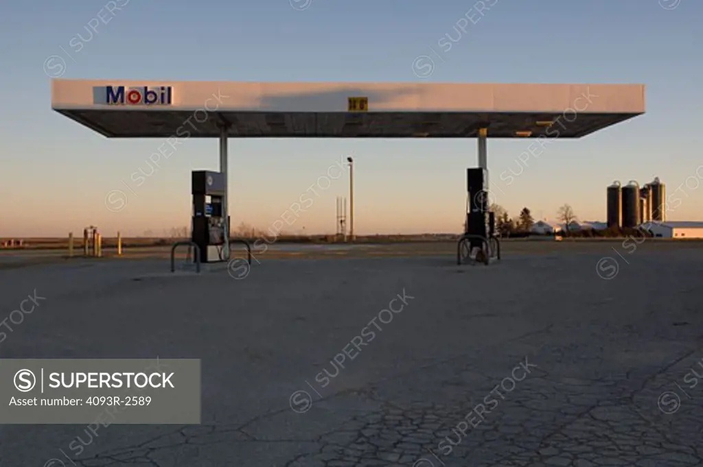 Rural Mobil Gas station, Highway 151, southwestern Wisconsin