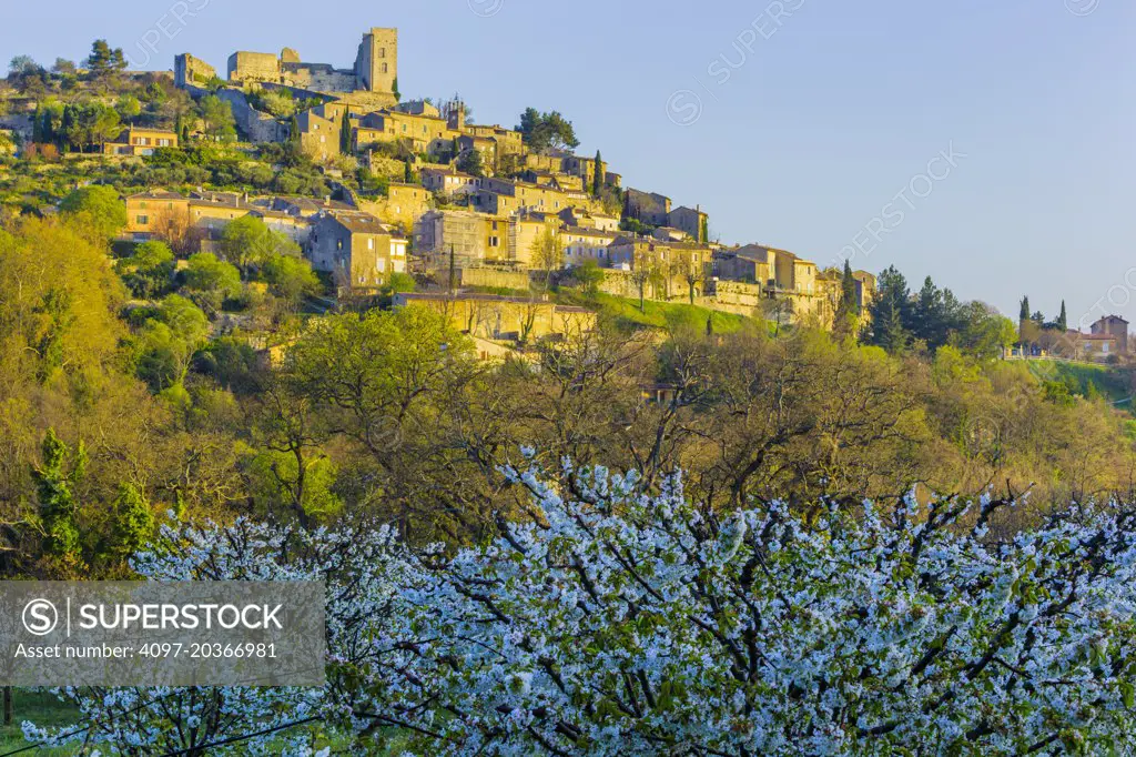 Hill town of Lacoste, Provence, France