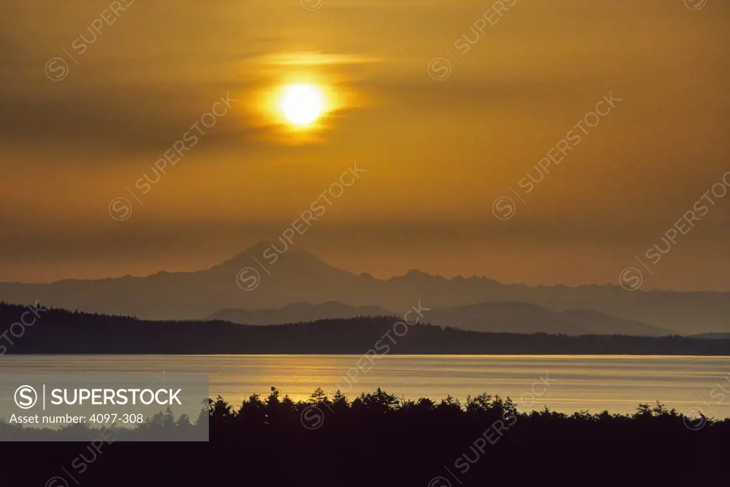 Sea at sunrise, Mt Baker, Haro Strait, Victoria, Vancouver Island, British Columbia, Canada