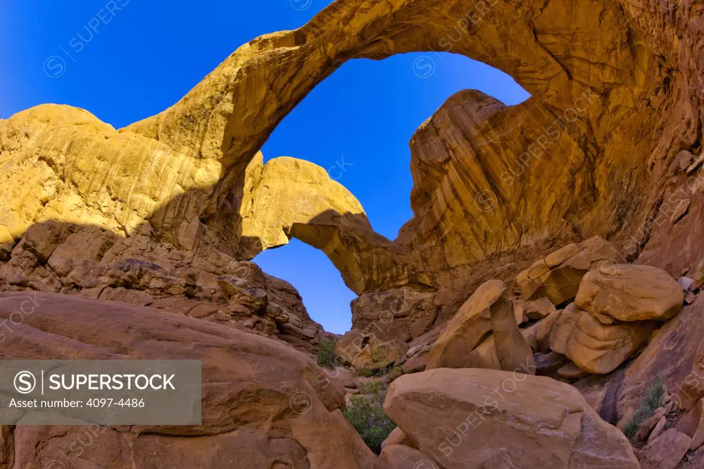 USA, Utah, Double arch in Arches National Park