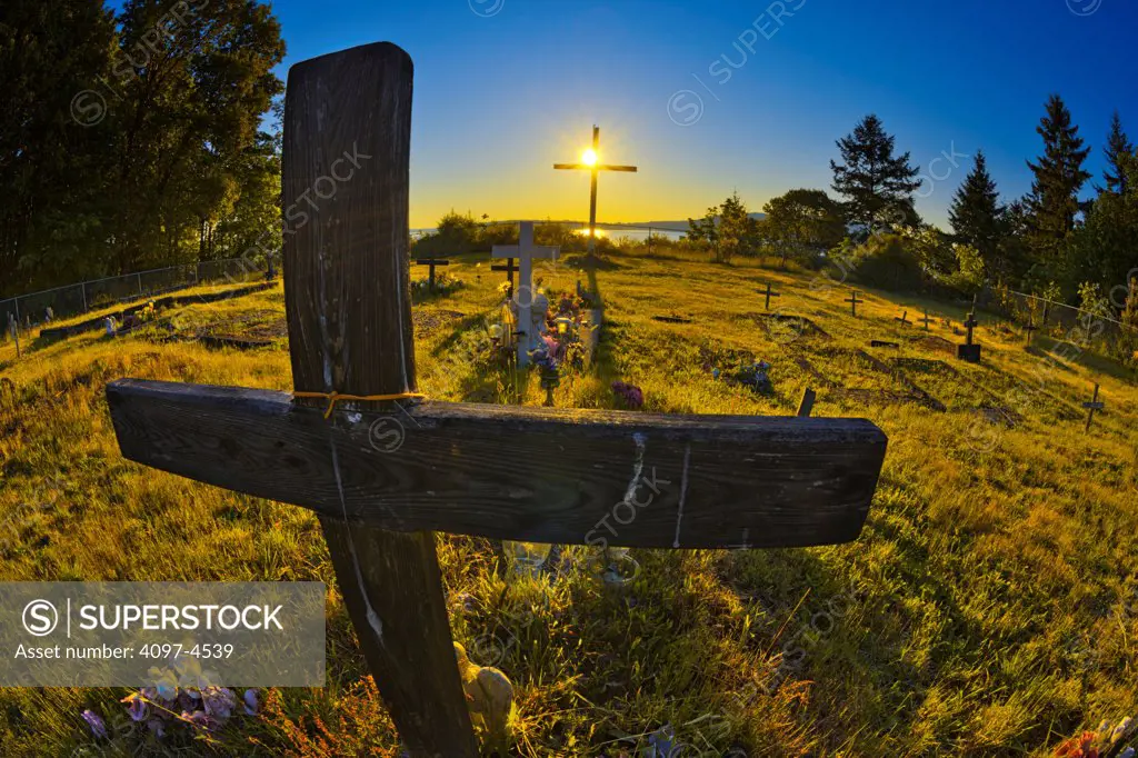 Canada, Vancouver Island, First nations grave site at sunrise