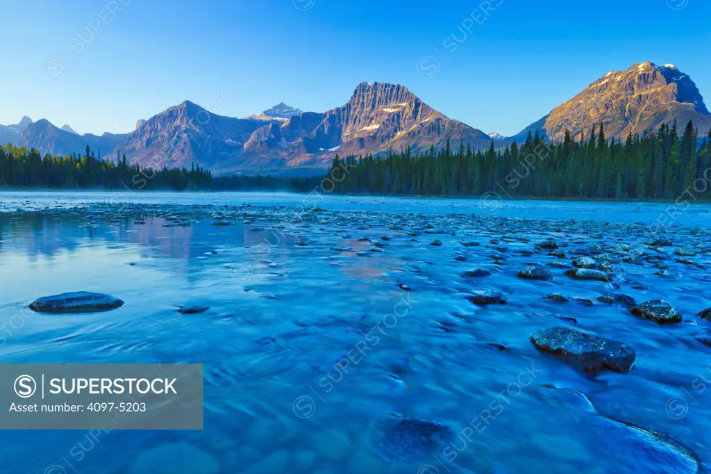 Canada, Alberta, Jasper National Park, Athabasca River