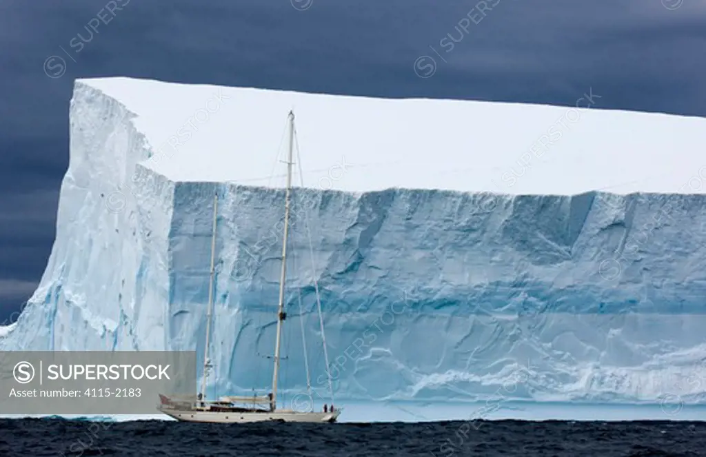SY 'Adele', 180 foot Hoek Design, exploring a tabular iceberg in the Bransfield Strait, 17 January 2007