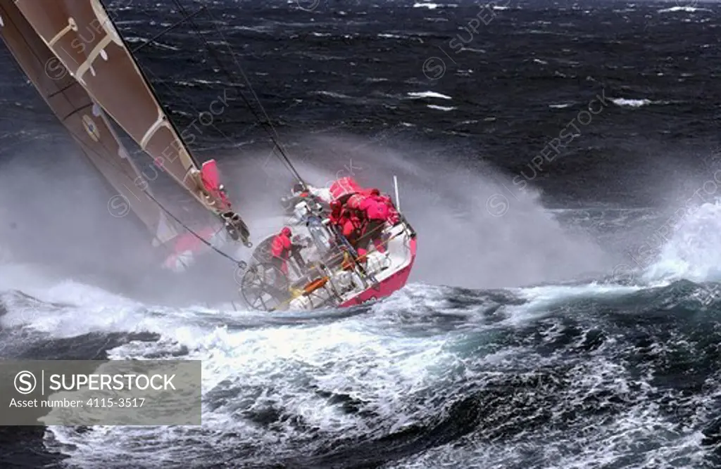 Djuice Dragons battles towards Hobart on leg 3 of the Volvo Ocean Race.