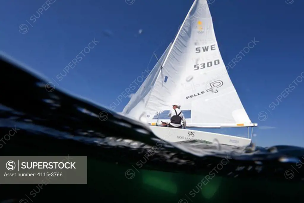 Pelle Petterson (SWE) and Anders Ekstrom (SWE) on board SWE5300 during race 5 of the Star World Championships, Varberg, Sweden, 2009.