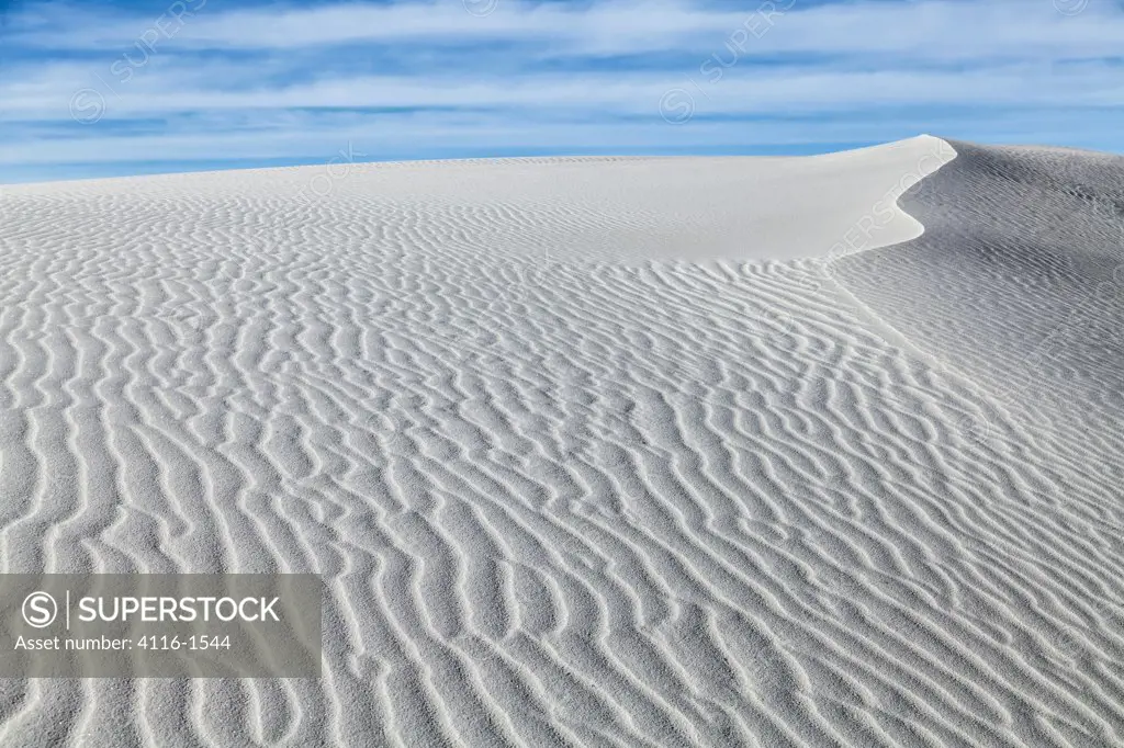 USA, New Mexico, White Sands, Ripples and ridges on sand