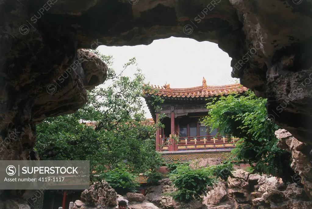 Image of a traditional building in China