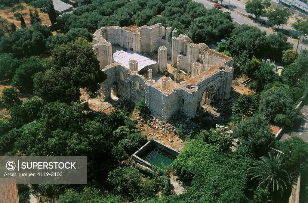 Aerial photograph of a ruined Church at the traditional location of Jacob´s Well