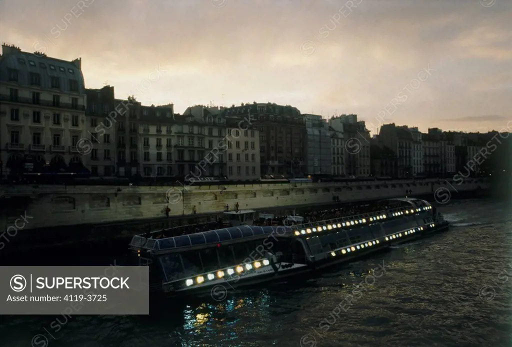 Sunset over the Seine river in Paris