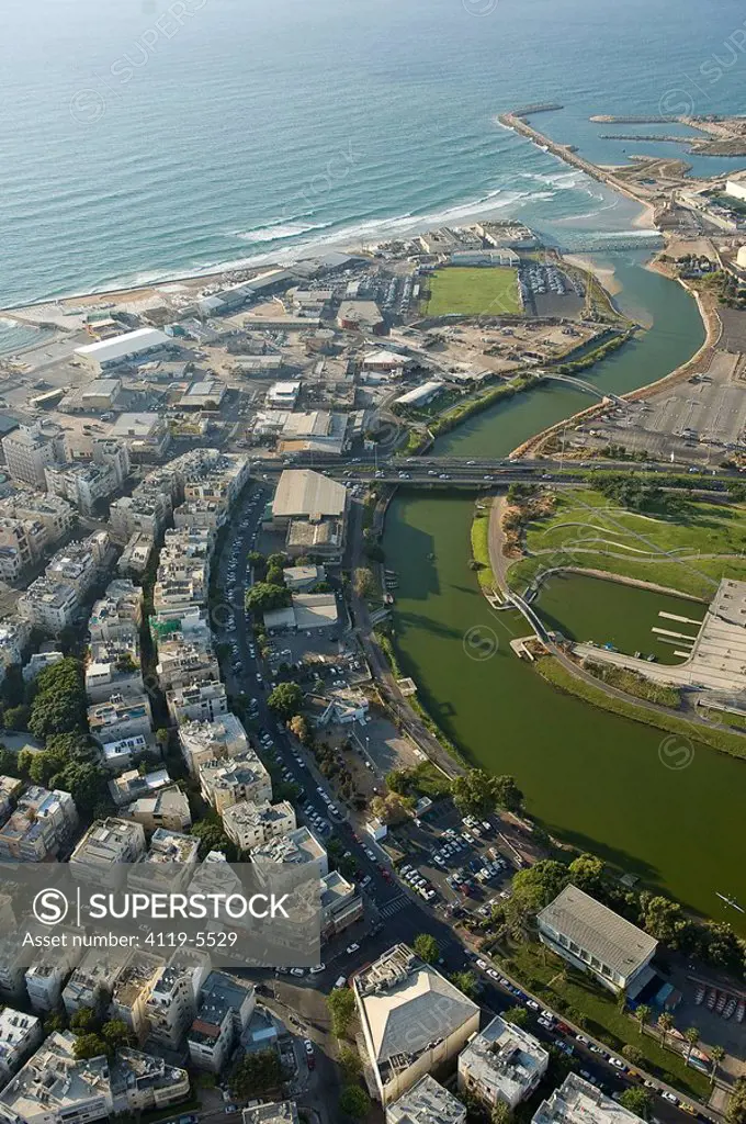 Aerial photograph of the Yarkon river in Tel Aviv