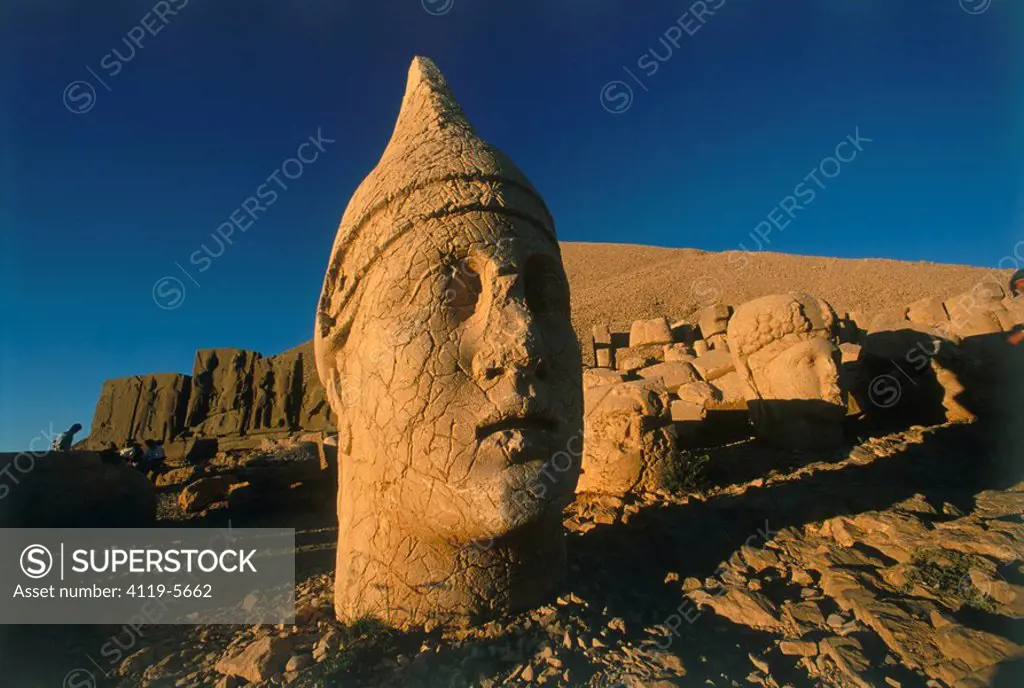 Photograph of head sculptor on mount Namrud in Turkey