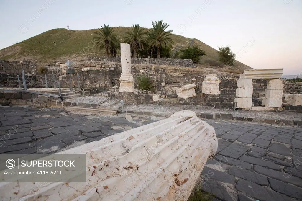 Photograph of the ruins of the Roman city of Beit Shean in the Jordan valley