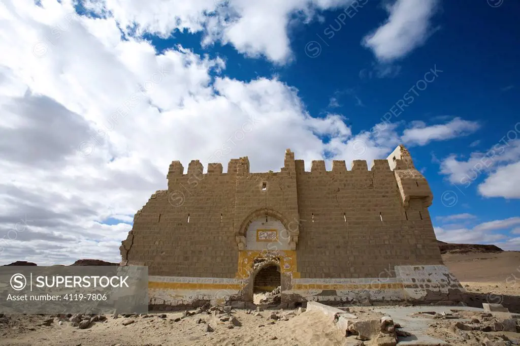 Photograph of an ancient castle in the Jordanian desert