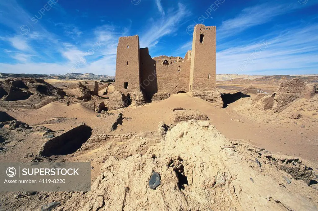Photograph of the ruins of an ancient castle in the western desert of Egypt