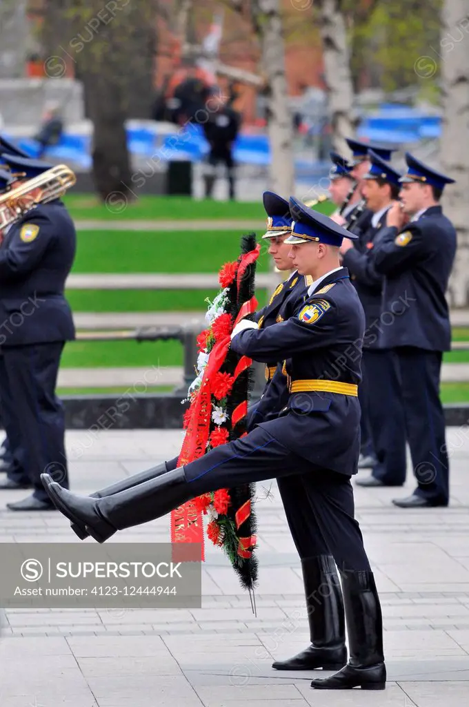 Russia, Moscow, Ceremony at the Tomb of the Unknown Soldier in Moscow