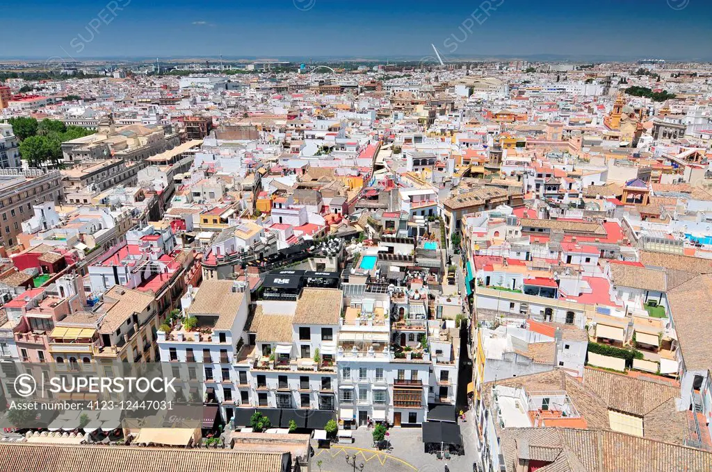 Spain, Seville, elevated cityscape from the Cathedral belltower