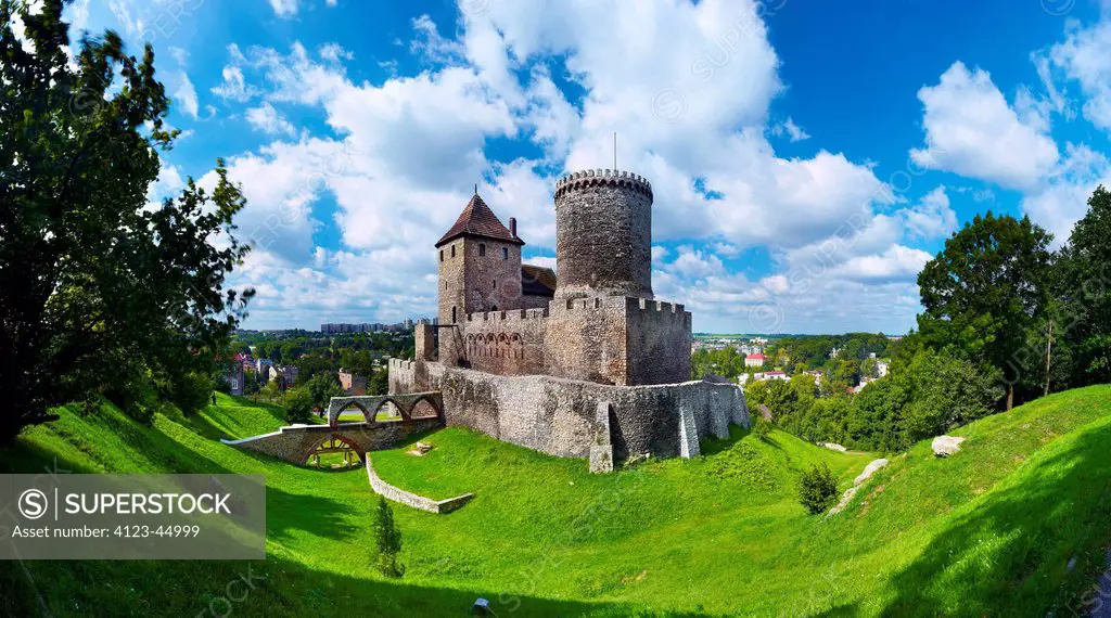 Poland, Silesian Province, Bedzin, gothic castle from XIV century on Zamkowa Street.