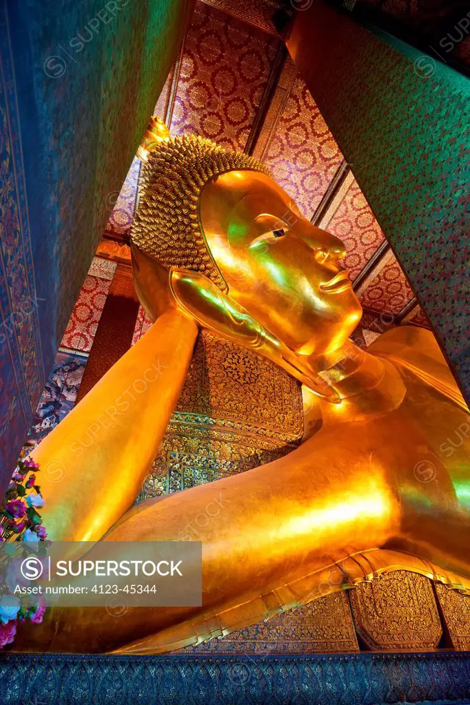 Thailand, Bangkok, Wat Pra Kaeo, 46 metres high monument of lying Buddha, situated in a temple Wat Po.