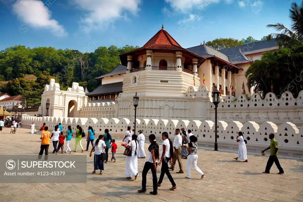 Sri Lanka, Kandy, Zeb Temple (Sri Dalada Maligawa), place where one of the most prescious buddhist relics is stored.