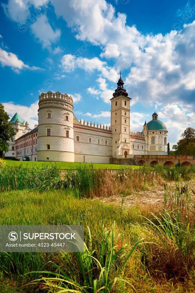 Poland, Podkarpackie Province, Krasiczyn. Castle and park complex.