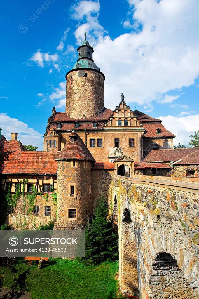 Poland, Lower Silesia Province, Lesna. Czoch Castle.