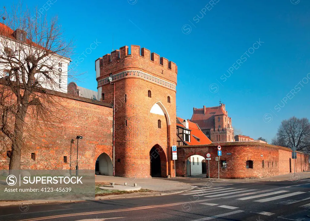Poland, Kujawy-Pomerania Province, Torun. Old town, Bridge Gate.
