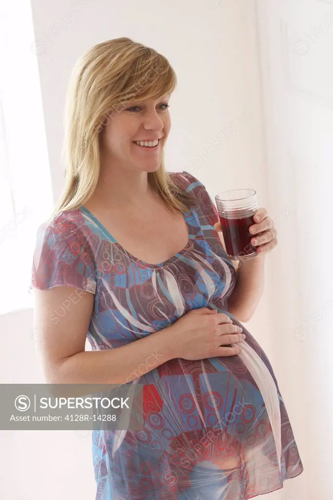Pregnant woman. She is 35 weeks pregnant.