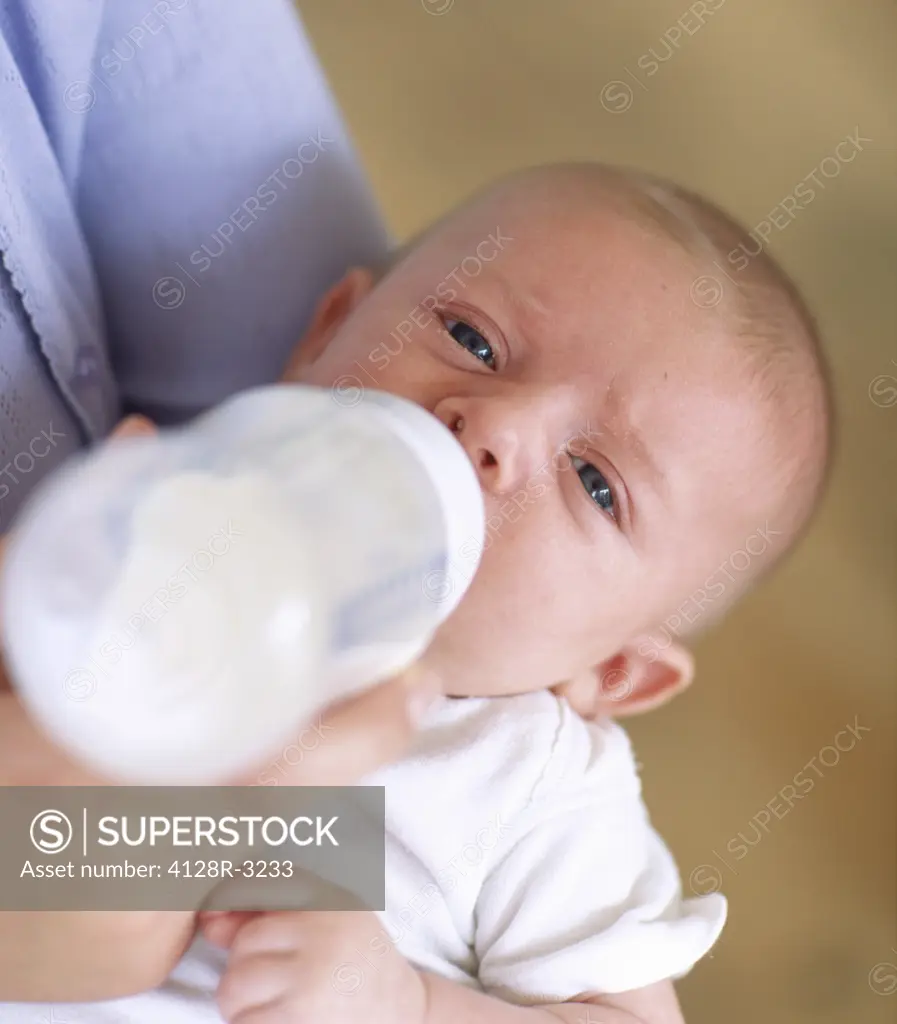 Bottle_feeding baby boy