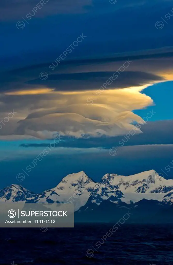 sunset showing lenticular clouds south georgia
