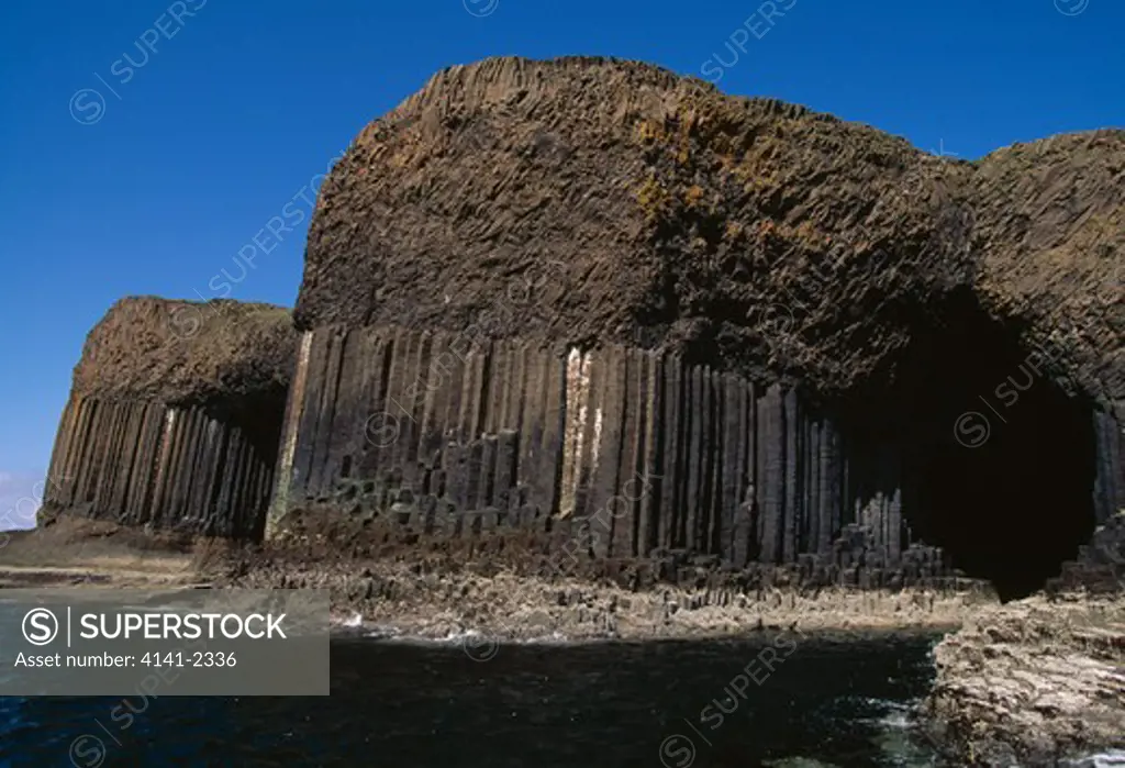 fingal's cave & columnar basalt isle of staffa, hebrides, off atlantic coast of scotland 