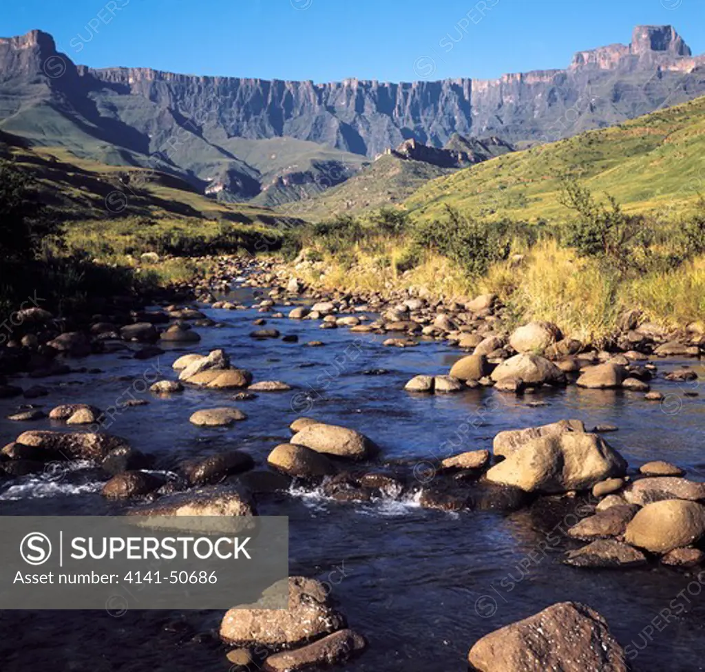 view to 'the ampitheatre' from the tugela river, royal natal national park, kwazulu-natal, south africa 