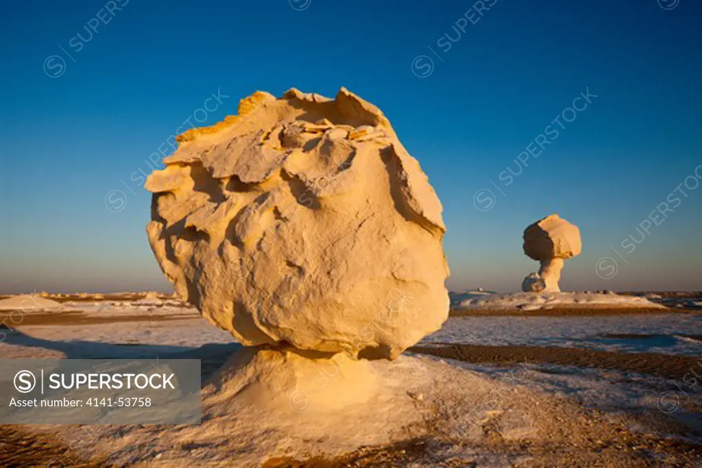 Formations And Figures Of Lime Stone In White Desert National Park, Libyan Desert, Egypt