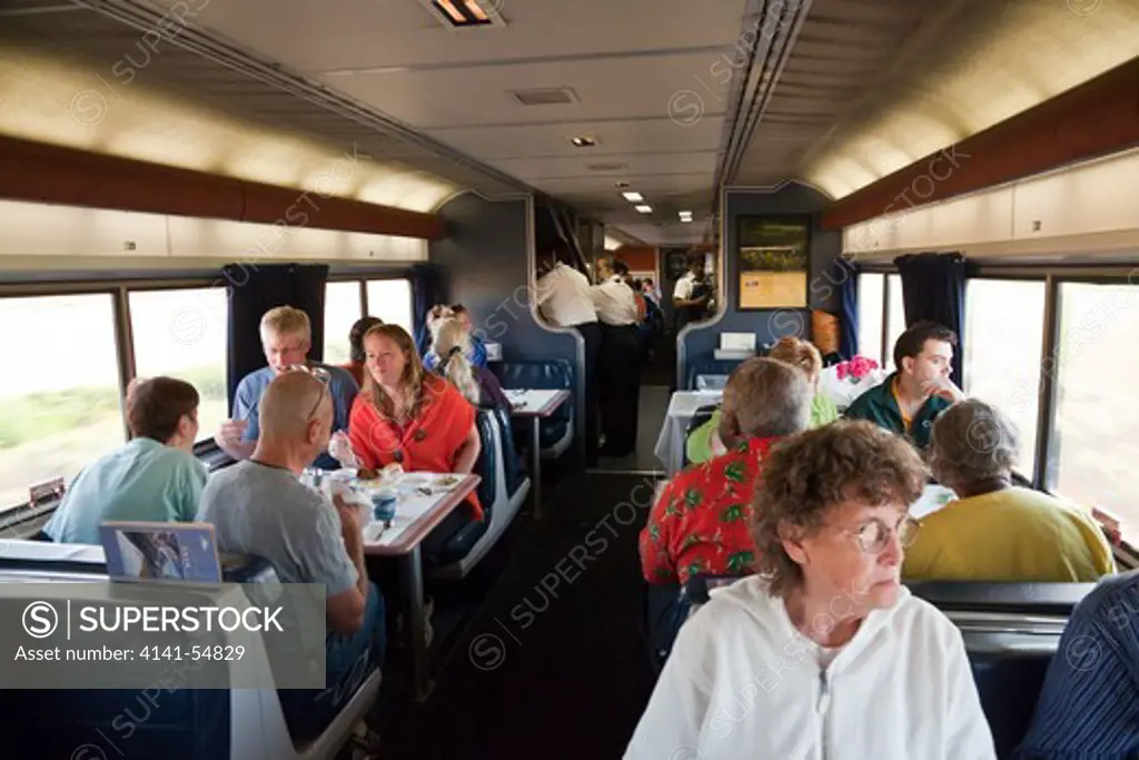 Breakfast In The Dining Car Of The Amtrak Empire Builder, Usa, Empire_Builder-318