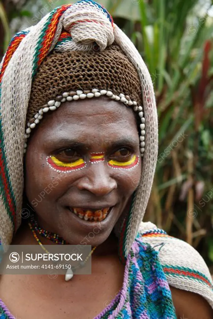 Huli woman, Tari valley, Hela Province, Papua New Guinea