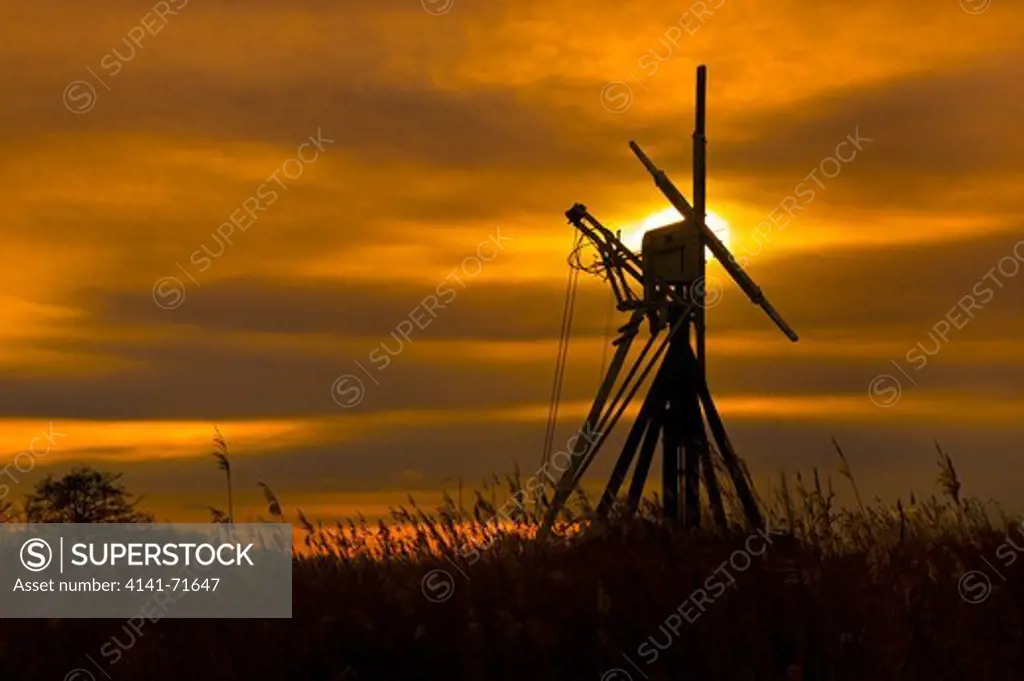 Clayrack Windpump How Hill Norfolk on a winters day
