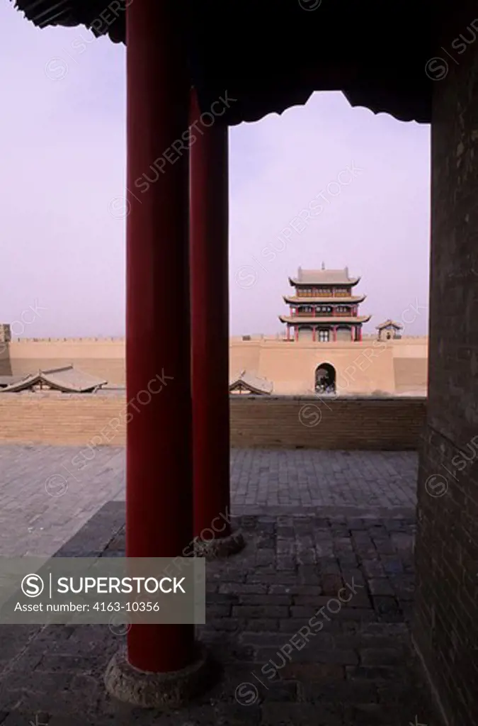 CHINA, GANSU PROVINCE, JIAYUGUAN, MING FORTRESS (1372) WESTERN LIMIT OF GREAT WALL