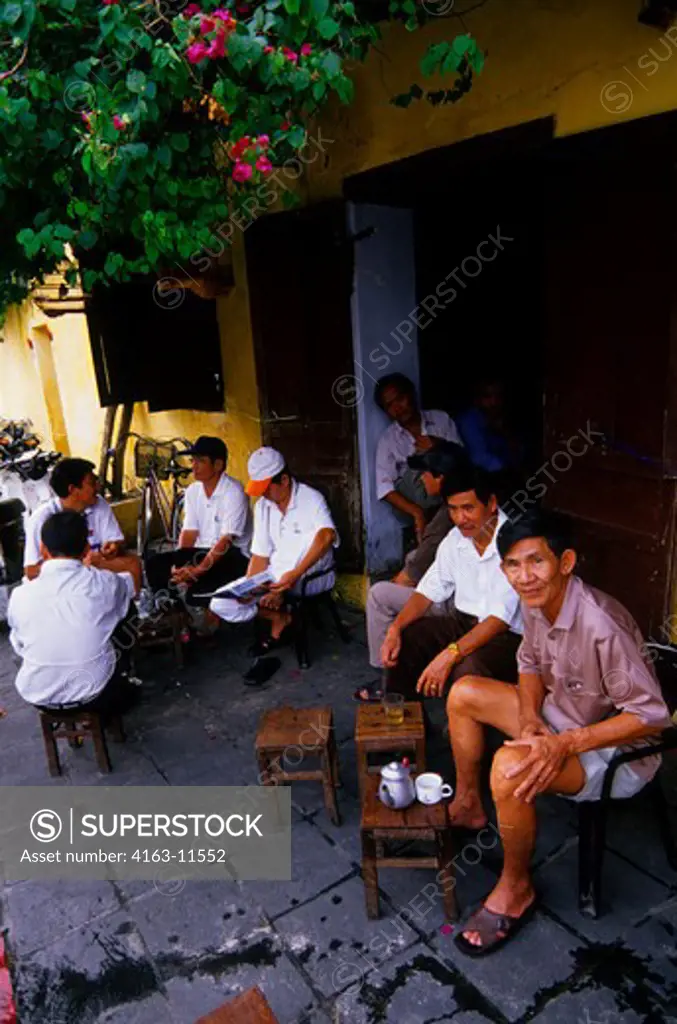 VIETNAM, HOI AN, STREET SCENE, MEN IN CAFE