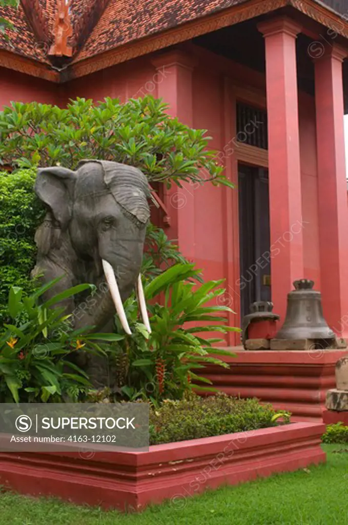 CAMBODIA, PHNOM PENH, NATIONAL MUSEUM, ELEPHANT STATUE