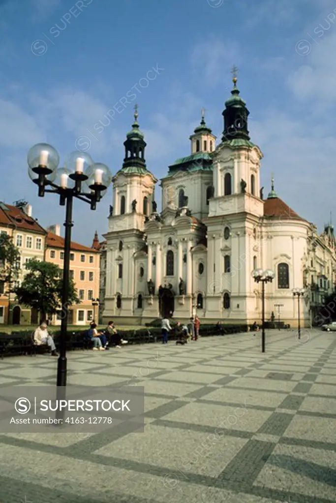 CZECH REPUBLIC, PRAGUE, OLD TOWN SQUARE, SAINT NICOLAS CHURCH, BAROQUE