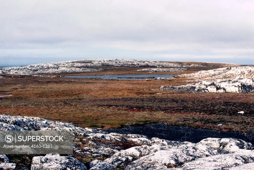 CANADA, NW TERRITORIES, HUDSON BAY, MARBLE ISLAND, LANDSCAPE
