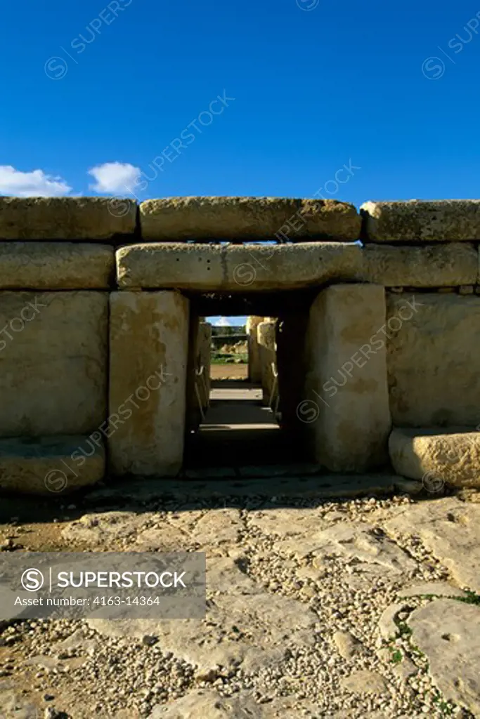 MALTA, HAGAR QIM TEMPLE, 2700 B.C., GATE