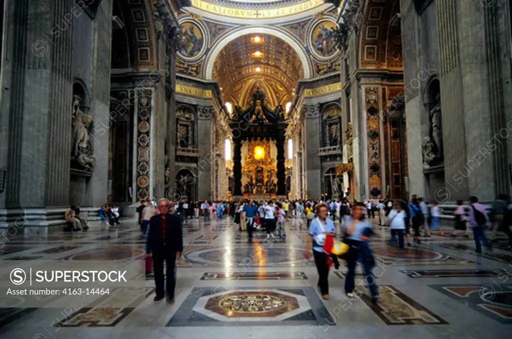 ITALY, ROME, VATICAN, ST. PETER'S SQUARE, ST. PETER'S BASILICA, INTERIOR, NAVE