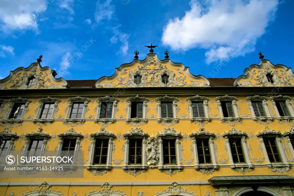 GERMANY, WURZBURG, OLD TOWN, FALKENHAUS(FALCON HOUSE), BAROQUE MANSION, ROCOCO STUCCO-WORK