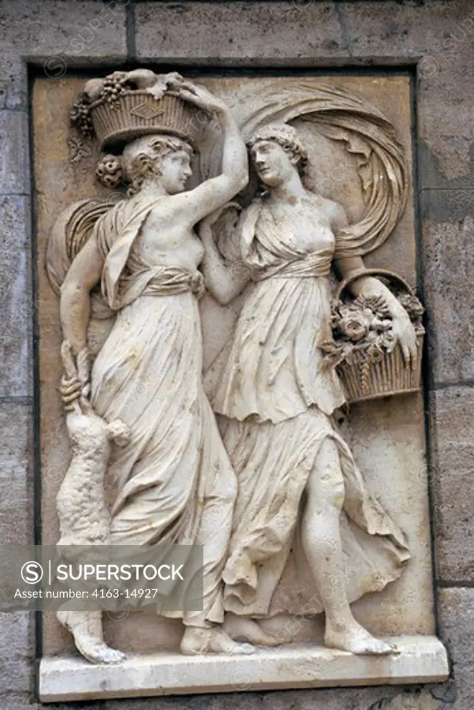 GERMANY, WURZBURG, OLD TOWN, RELIEF CARVING
