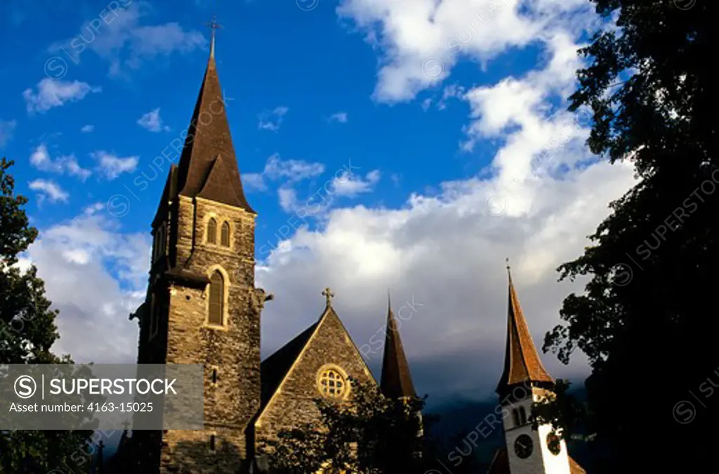 SWITZERLAND, INTERLAKEN, CATHOLIC AND PROTESTANT CHURCH